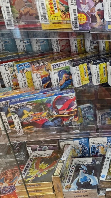 A photo of the inside of Bookoff Super Bazaar Tokyo Bay, with plenty of items on display.